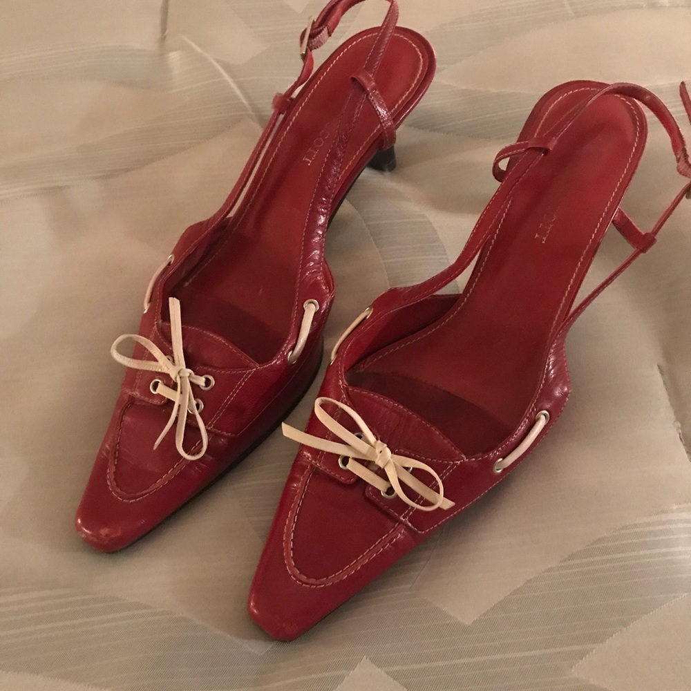 Karen Scott red leather kitten heels